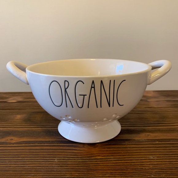 Rae Dunn Organic Colander - Picture 1 of 1